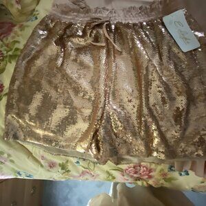 NWT Hayden Lovely Gold Sequined Lined Ladies shorts~Lg